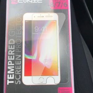 iPhone 8/7/6 screen protector